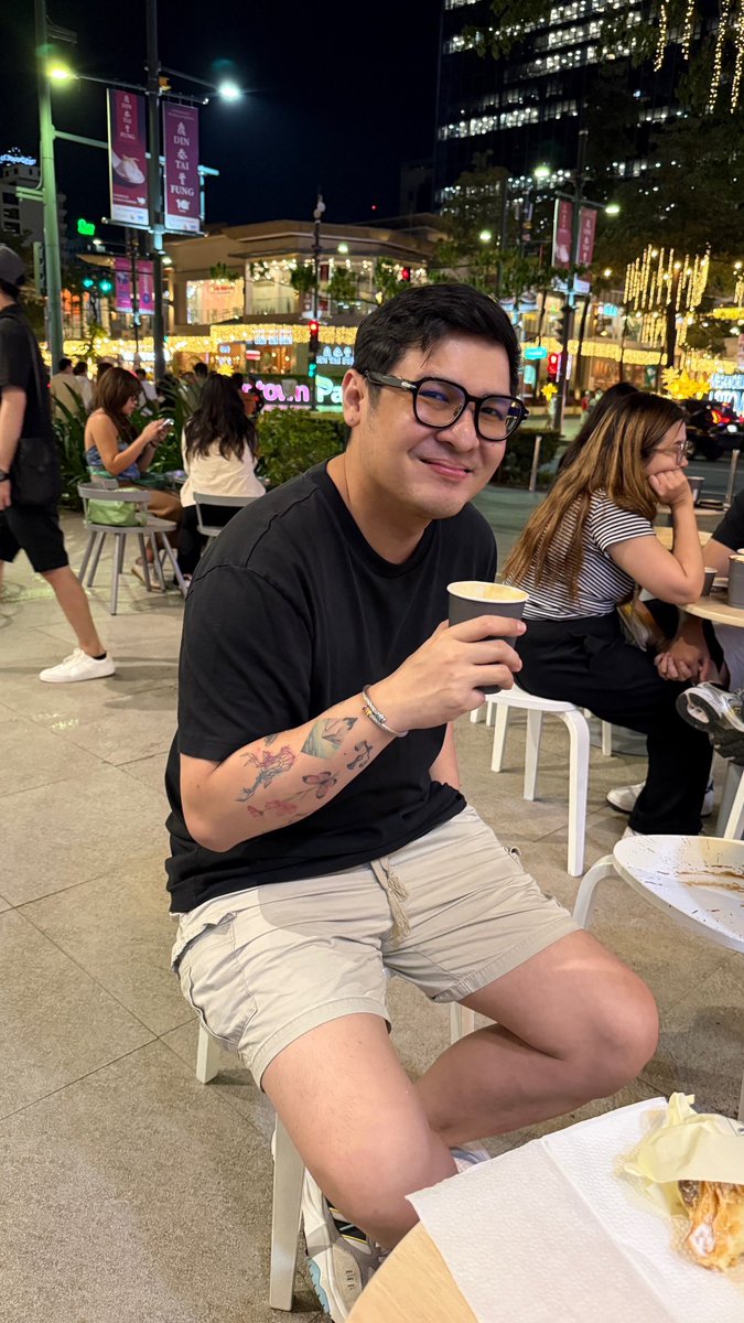 kimdavidd_'s tweet photo. kopi https://t.co/r3rF5kYn3j