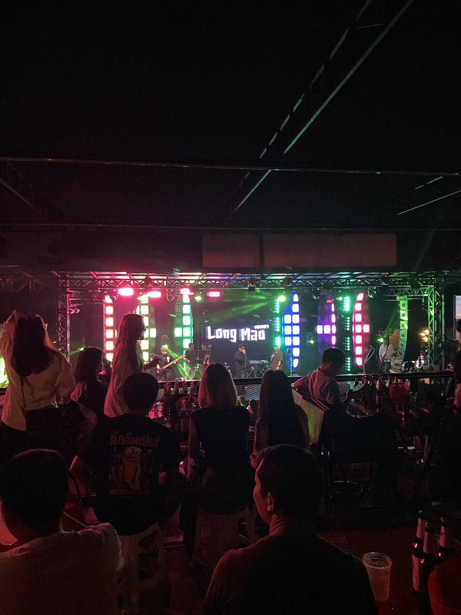 ทักได้น่ะ หรือจะไปไหนต่อดี😁
#พระอินทร์ #นวนคร #พยอม