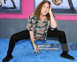 bidenharris1967's tweet photo. . @weirdalmpreg Have you noticed? That Weird Al often gets in the Optimal Birthing Position in photos? He's trying to keep ,it in but his BODY betrays him. Curious... https://t.co/yhNlzsjNYf