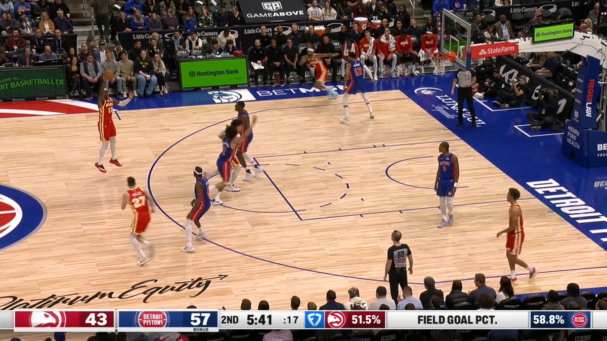 .@KennethNugent is donating $3 to the Hawks Foundation for #ScoreForScholarships with every point we score this season!
Here's the total after last night ⤵️