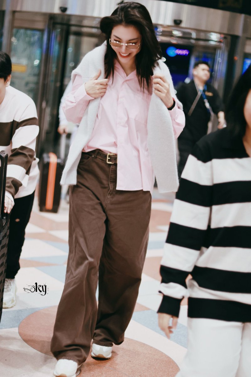 ✈️✈️✈️
<a href="/malisorn00/">Faye Malisorn</a> 

#FayePeraya 
#ฝ้ายพีรญา