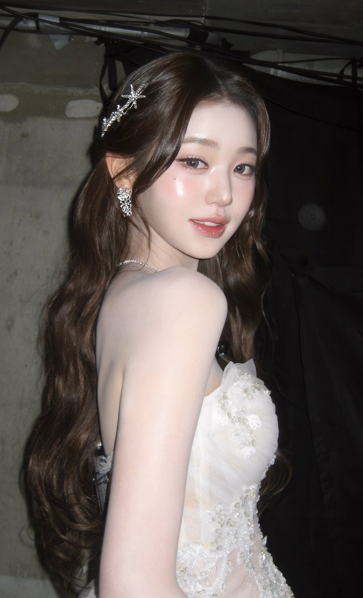 caeraemel's tweet photo. Gimana ya tanggepan LangitKai liat gadis cantiknya beneran kayak princess ㅠㅠ https://t.co/WMrramSWQZ
