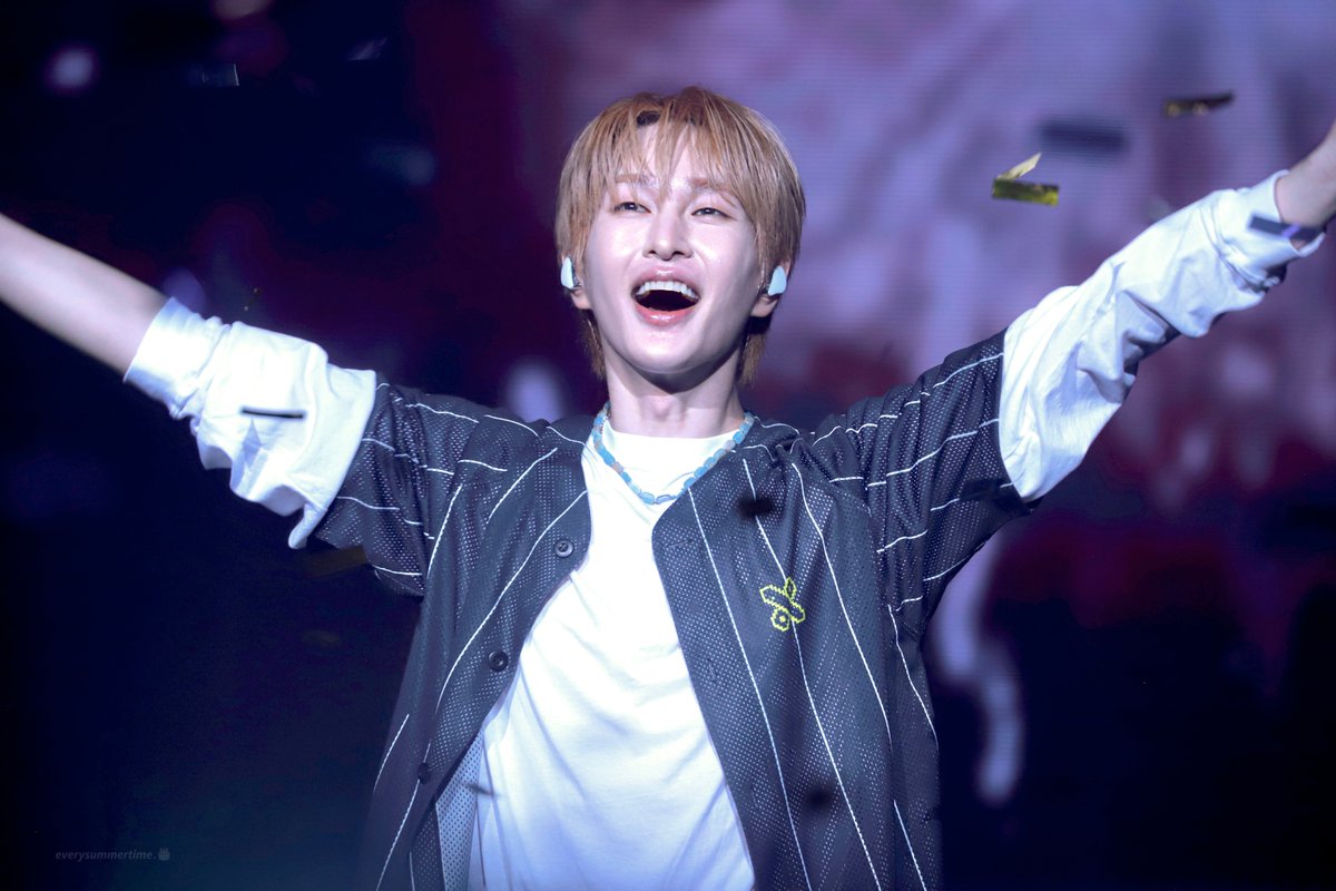 everysummer1214's tweet photo. #온유 #ONEW #オンユ
#HAPPY_ONEW_DAY

🌟🎂✨ https://t.co/9zMkoJKhHy