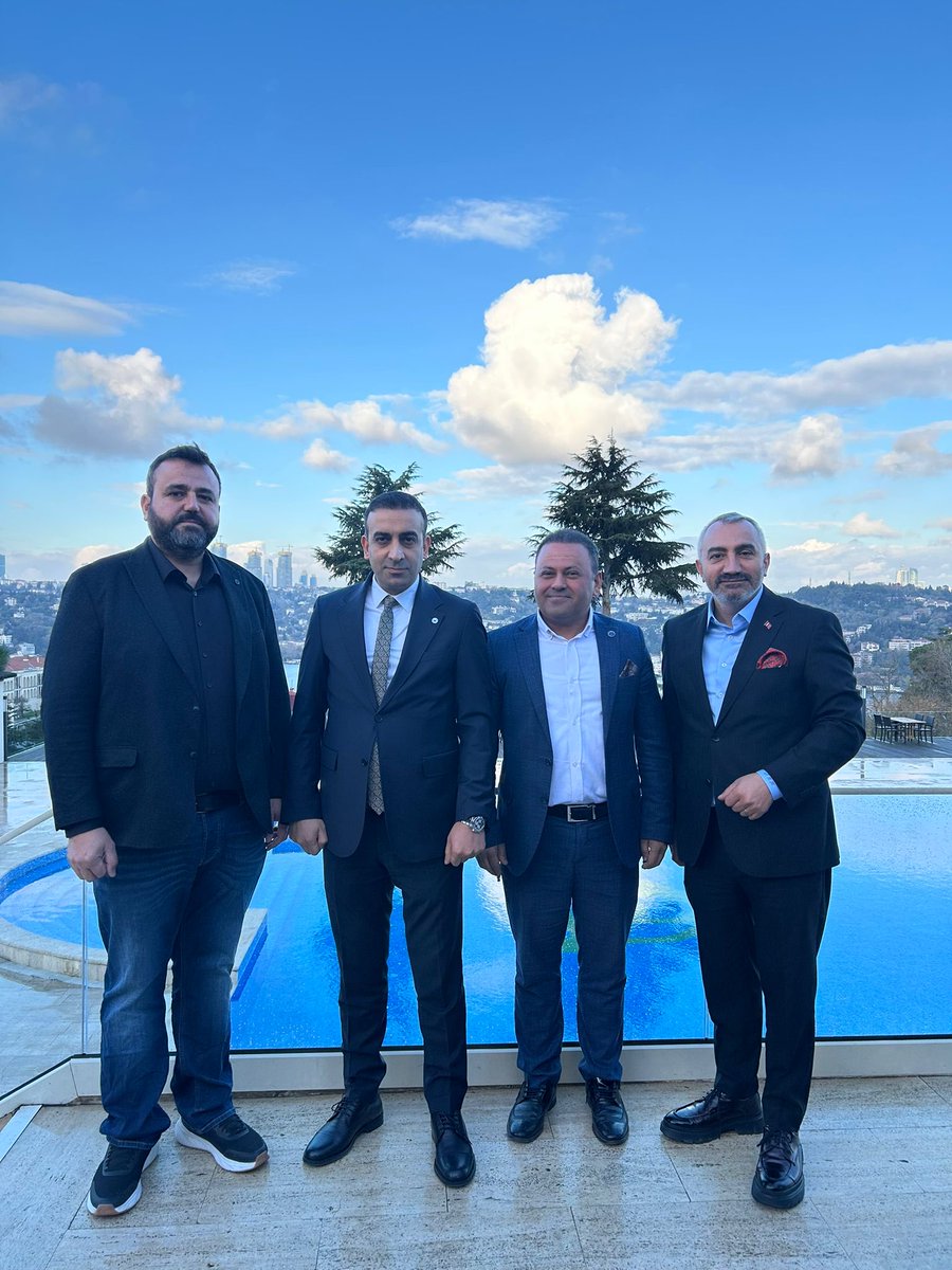 AvsarBaris's tweet photo. İstanbul Ticaret odası restorasyon ve izolasyon komitesi sektör temsilcileri ile harika bir kahvaltı organizasyonu gercekleştirdik https://t.co/UFJtRTSG25