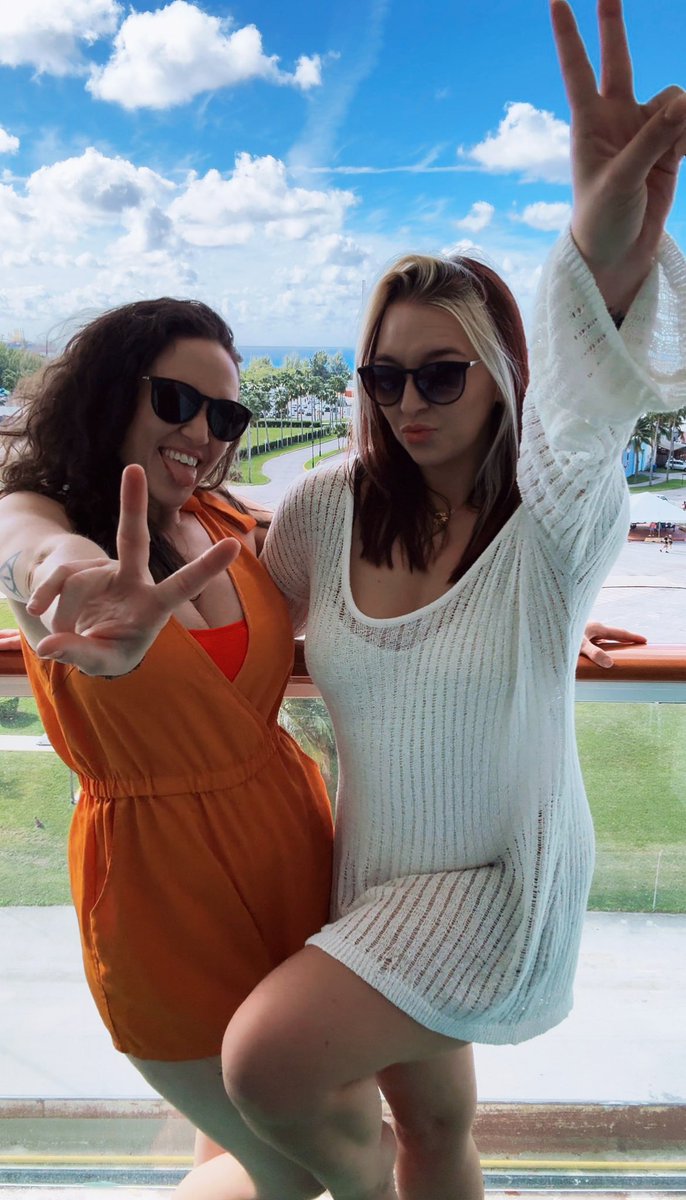 MsSavage tweet media