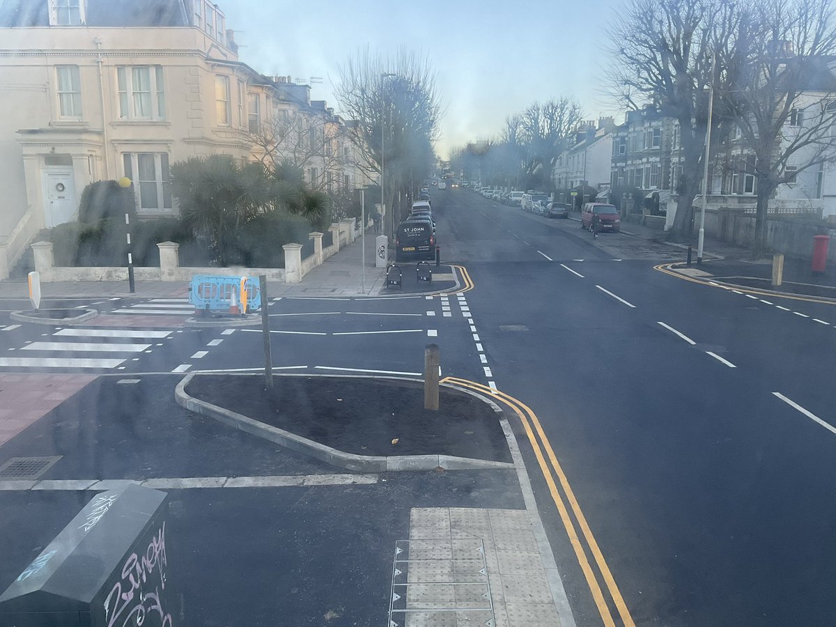 Simoncitizen's tweet image. #Excitement #RoundAbout on #GoldstoneVillas #Hove #CentralHove has been reconfigured to 2 way #Traffic. I believe thanks are due to forma #Councillor #GaryWilkinson #JohnHadham who was run into crossing from #ClarendonVillas to #EatonVillas. Ideally there should be a zebra here