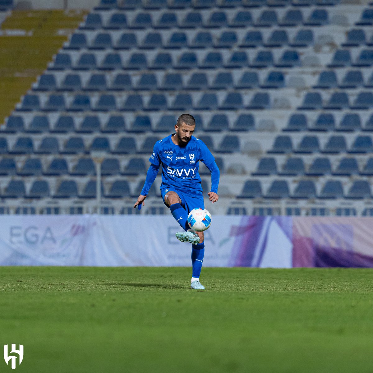 Alhilal_FC's tweet photo. نهاية اللقاء الودي ⏰

#الهلال 1 - 0 المحرق البحريني 

⚽️ سيرجي https://t.co/c81fQEMmI8