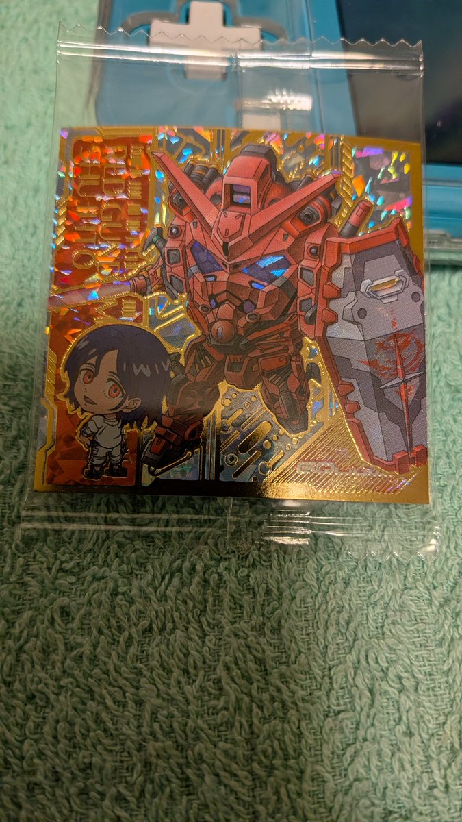 岡山へ帰ってきました。 寒かったー。 歩き際にあったセブンでガンダム