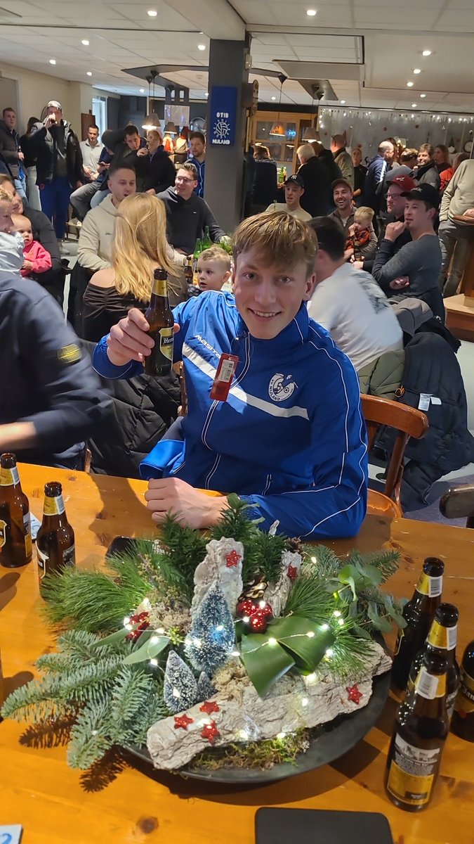 Nijland Regenjas gaat mee naar Ijlst.