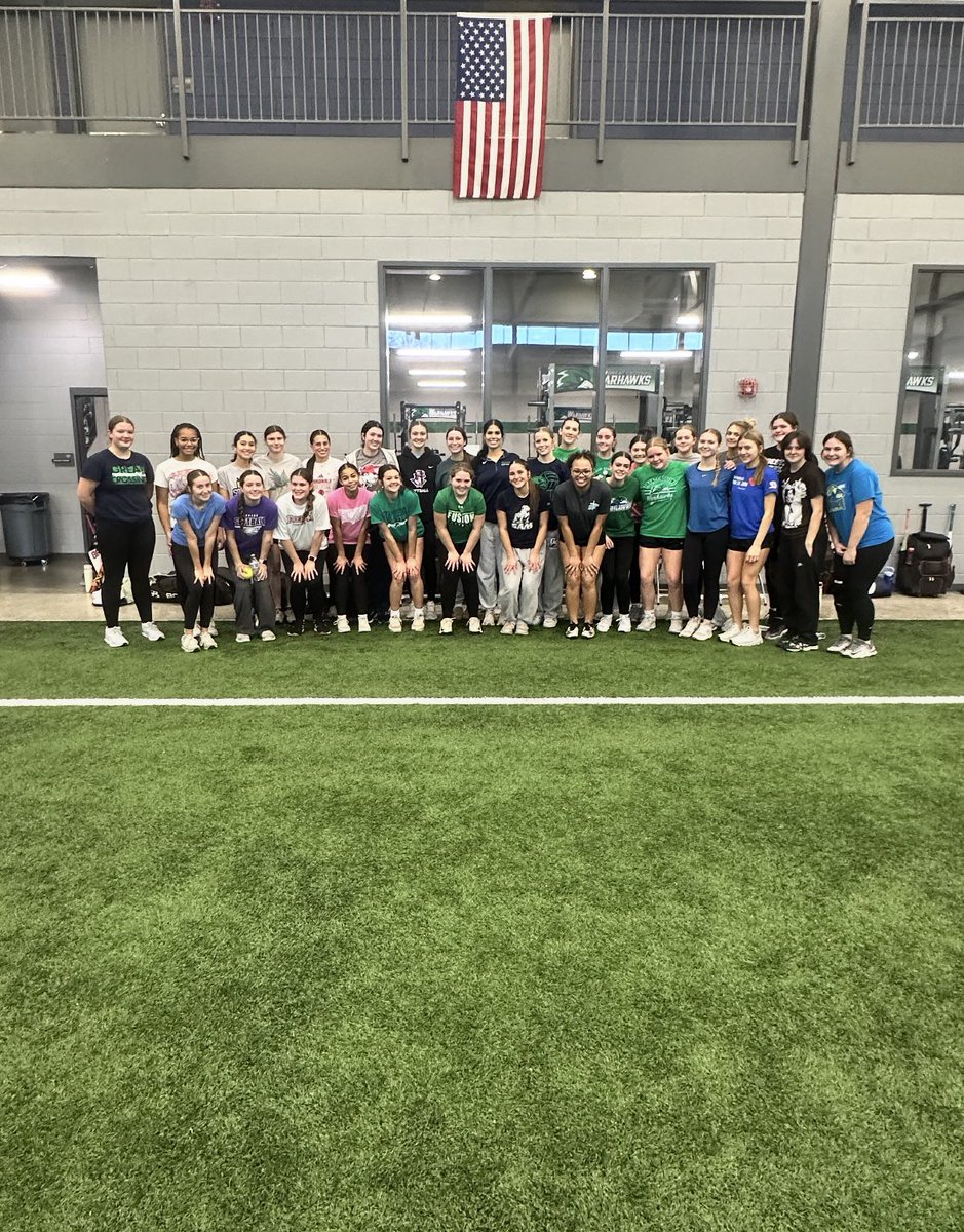 It was great to see some of our Warhawk Alum this morning at softball workouts!   <a href="/CamrynLookadoo/">camryn lookadoo</a> <a href="/BrennaParkerKY/">Brenna Parker</a> <a href="/ashtyn_holbrook/">Ashtyn Holbrook</a> #warhawks