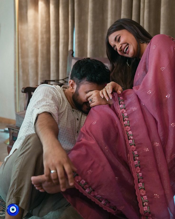 मेरे पास इतना प्यार है तेरे लिए 
मेरी मोहब्बत तुझे अमीर कर देगी,💯