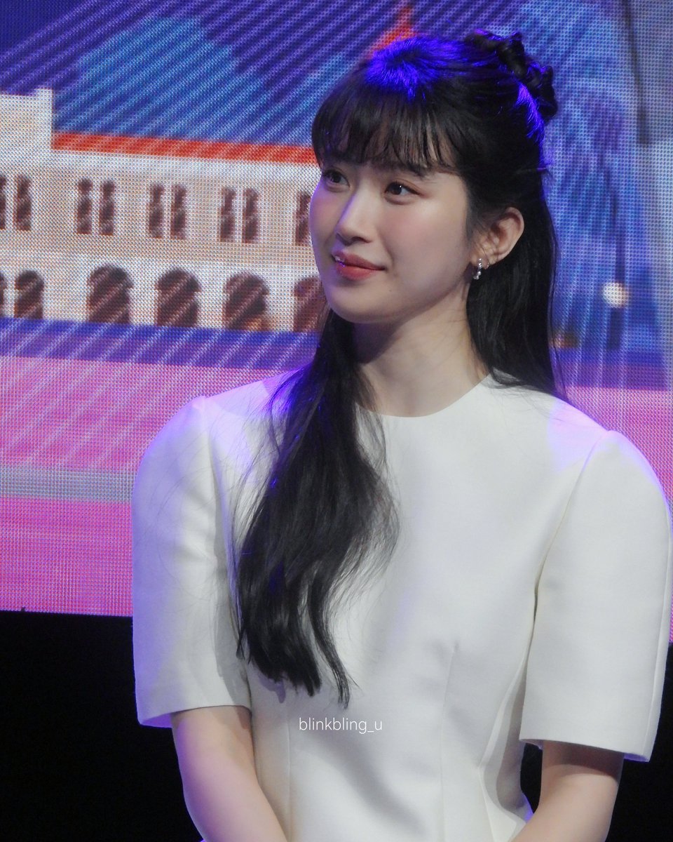 hallomki's tweet photo. #MUNKAYOUNG #MUNKAYOUNGINKL #KBEE2025KUALALUMPUR #KBEE2025 #KBEEKL #문가영 #Moongayoung https://t.co/0ZsfSQhb86