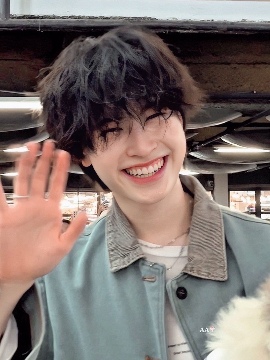 𑣲𝓶i🍨 ft.final tweet media