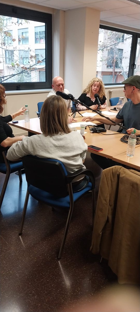 Síntesi tweet media