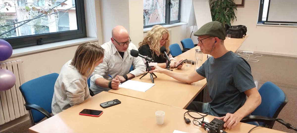 Síntesi tweet media