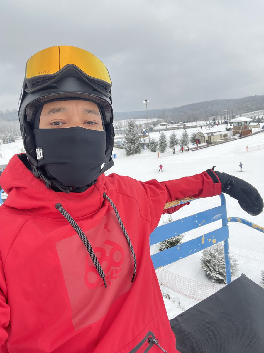 Good day on the slopes yesterday at Perfect North Slopes!