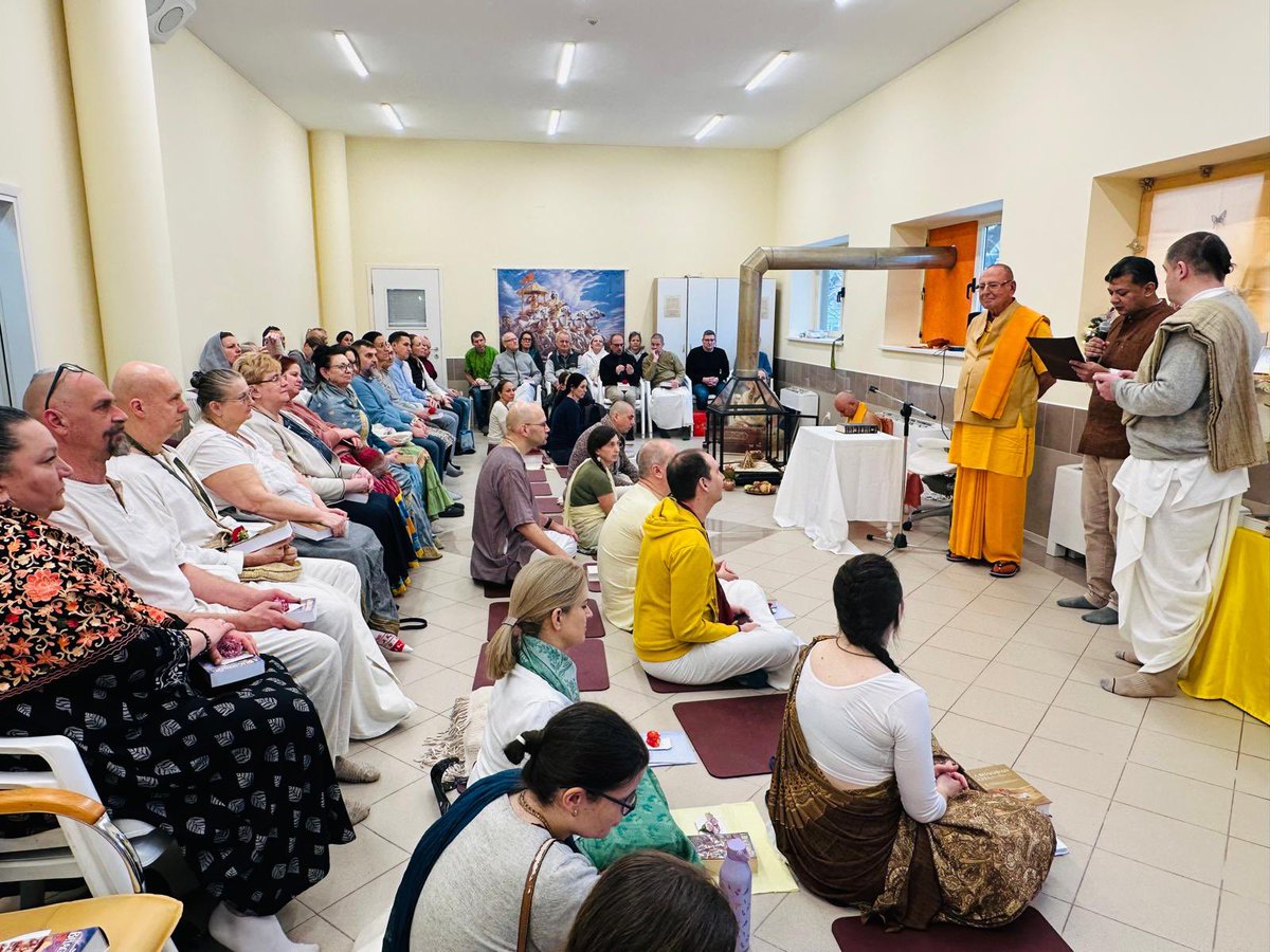 India in Hungary tweet media