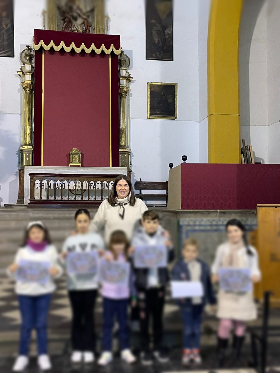 FORMACIÓN | Al comienzo del Adviento, nuestra Cofradía quiso conocer mejor este tiempo.  A través de un pequeño curso, compartimos con nuestros niños el significado del Adviento como tiempo de espera y preparación. Gracias a todos los que hicieron posible este encuentro