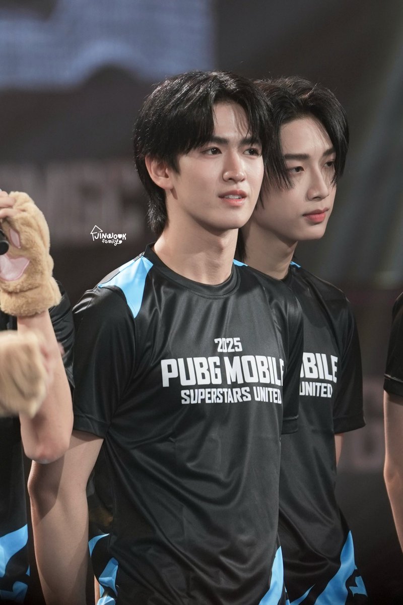 ออร่ามาเต็มมมมม ✨✨

#PUBGMxBUS
#G1N3
#JINWOOKkim
#BUSbecauseofyouishine