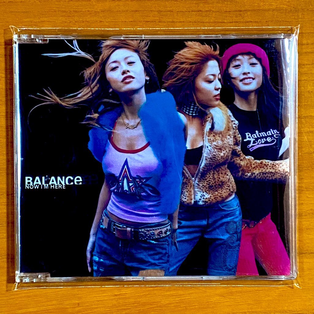 astromaniax26's tweet photo. 本日で発売から25年!!!
2000年12月13日 発売
【NOW I'M HERE/BALANCe】
告知ポスターとCD
オリコン最高40位
小室哲哉とDJ DRAGONからなるtatsumakiプロデュースの3rd sg
これがラストシングルだったのが残念…
#BALANCe
#NOWIMHERE
#3rdシングル
#avex
#小室哲哉
#tatsumaki
#ポスターとCD https://t.co/ifG1ekiyr5