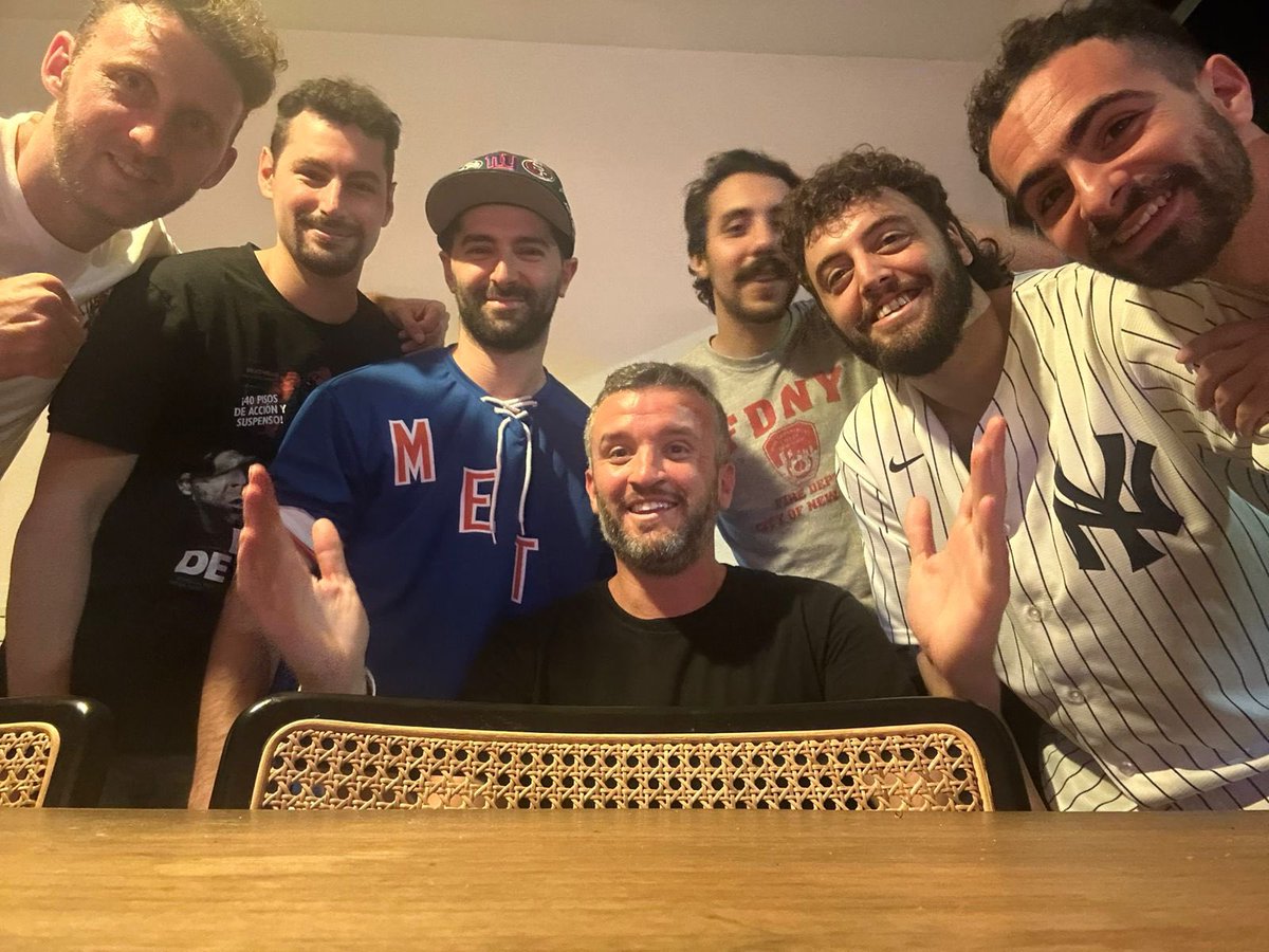 Y un día tuvimos el placer de ver NBA en mi casa con el gran <a href="/WorldWideWob/">Rob Perez</a>. Histórico.