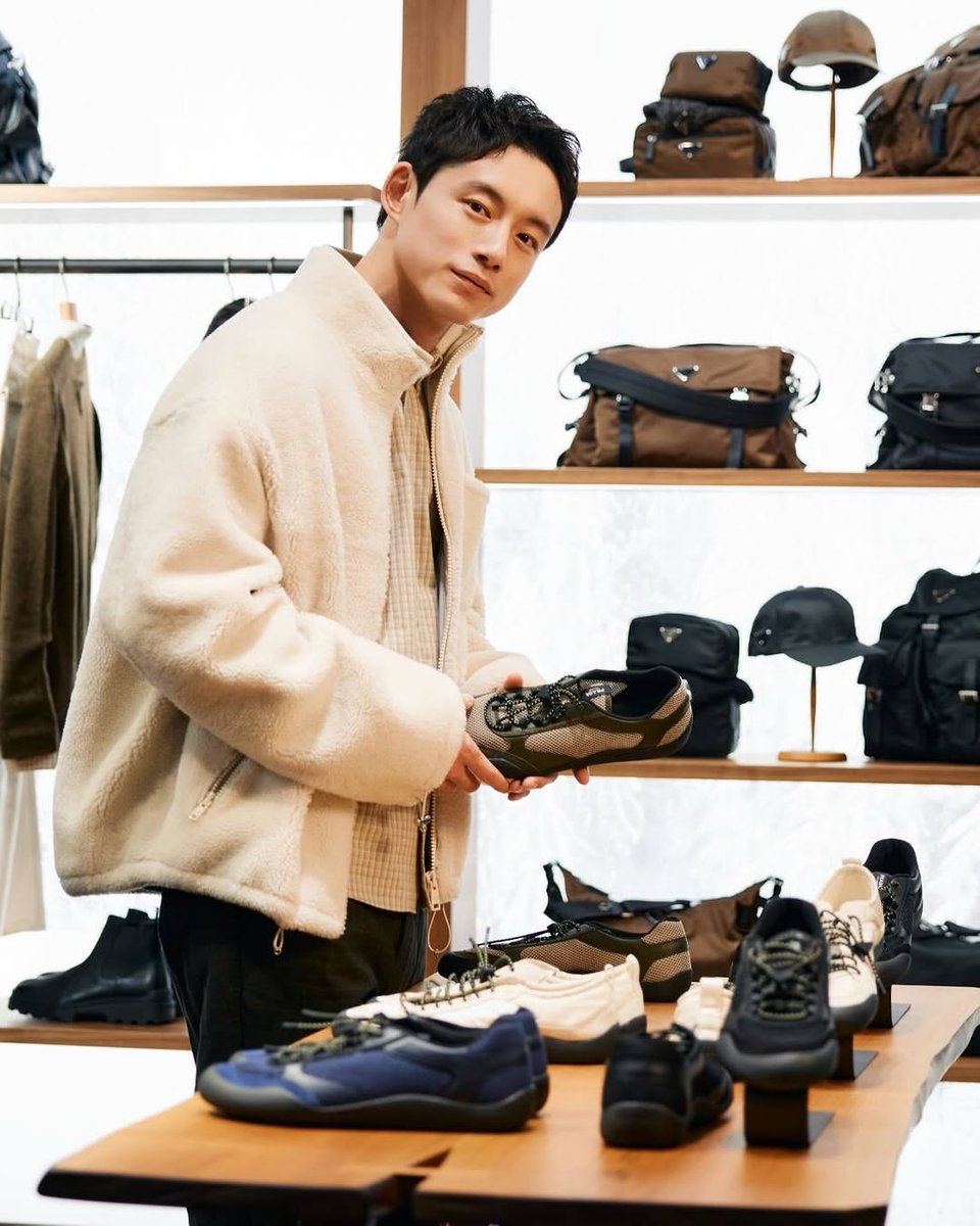 kentaro_phil's tweet photo. IG post sakaguchikentaro

#KentaroSakaguchi with @Prada https://t.co/lnd4a7E8ql