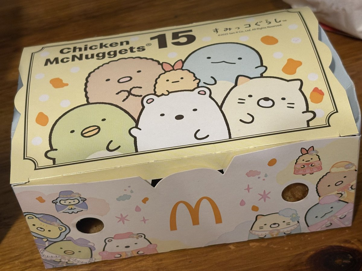 sky_mugi_06's tweet photo. マクドって今すみっコぐらしとコラボしてるのか。

小学生の時すみっコぐらし好きだったのを思い出した。

かわいい。 https://t.co/kalv7AGFxU