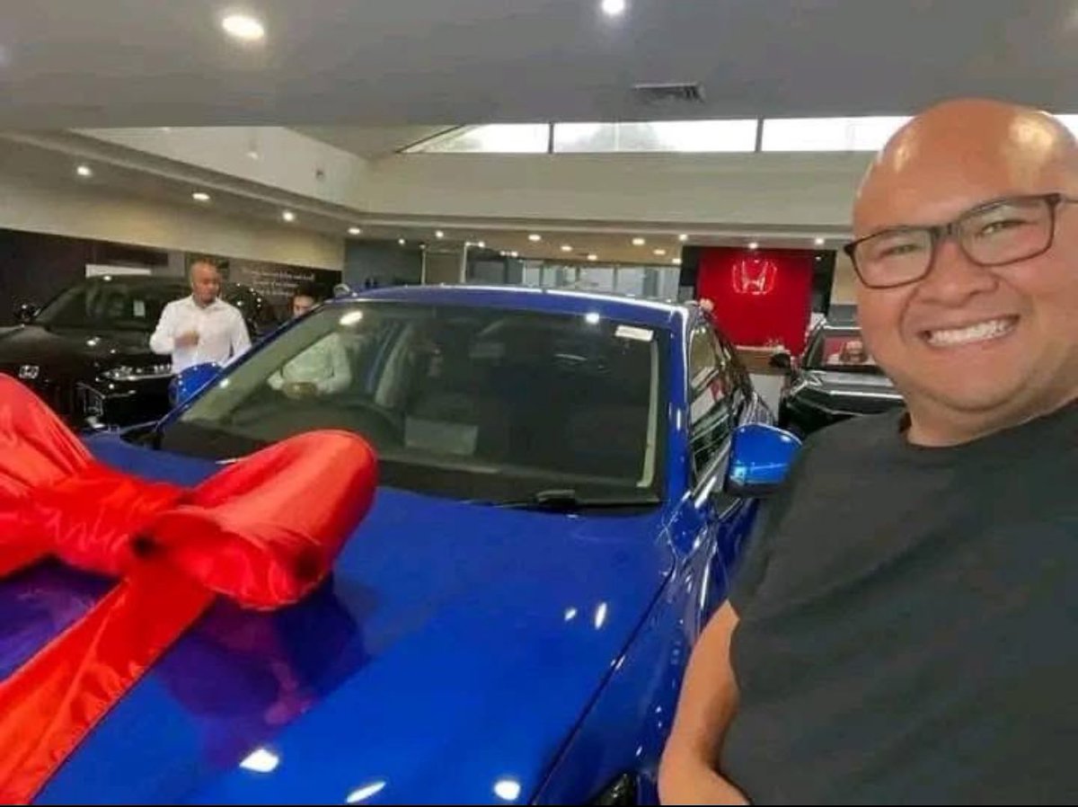 DaRealMurphy40's tweet photo. Congrats, Nicholas……….  Thank you for the prayers. This is proof that good things are possible. Wishing you and your family safe travels in your new car. I’m still helping a few more people this season, DM me today. https://t.co/Al5IZs4i05