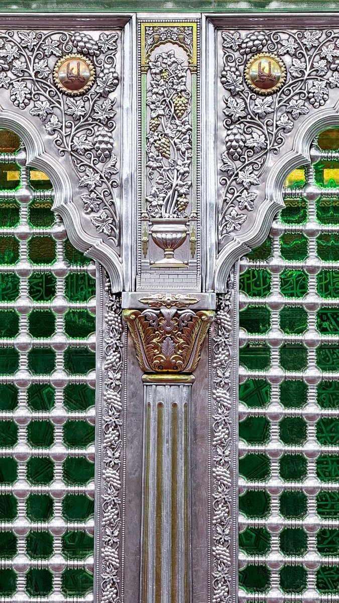 السَّلامُ عَلى أمِيرِ المُؤمِنِينَ عَبدِ اللهِ وَأخي رَسُولِ اللهِ.

#الامام_علي
#العتبة_الحسينية_المقدسة