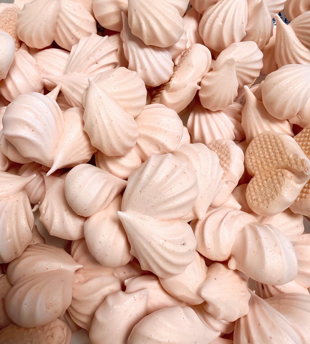 ♡メレンゲクッキー可愛く焼けました♡ 1/11 大阪イベント用の試作です