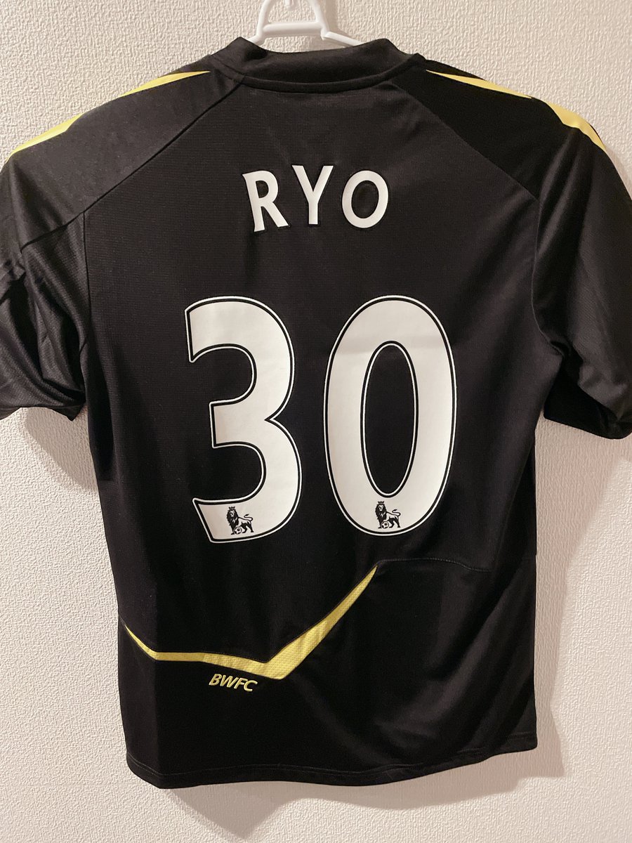 こんばんは皆様、宮市亮ユニフォーム収集委員会です。 本日の入荷は11