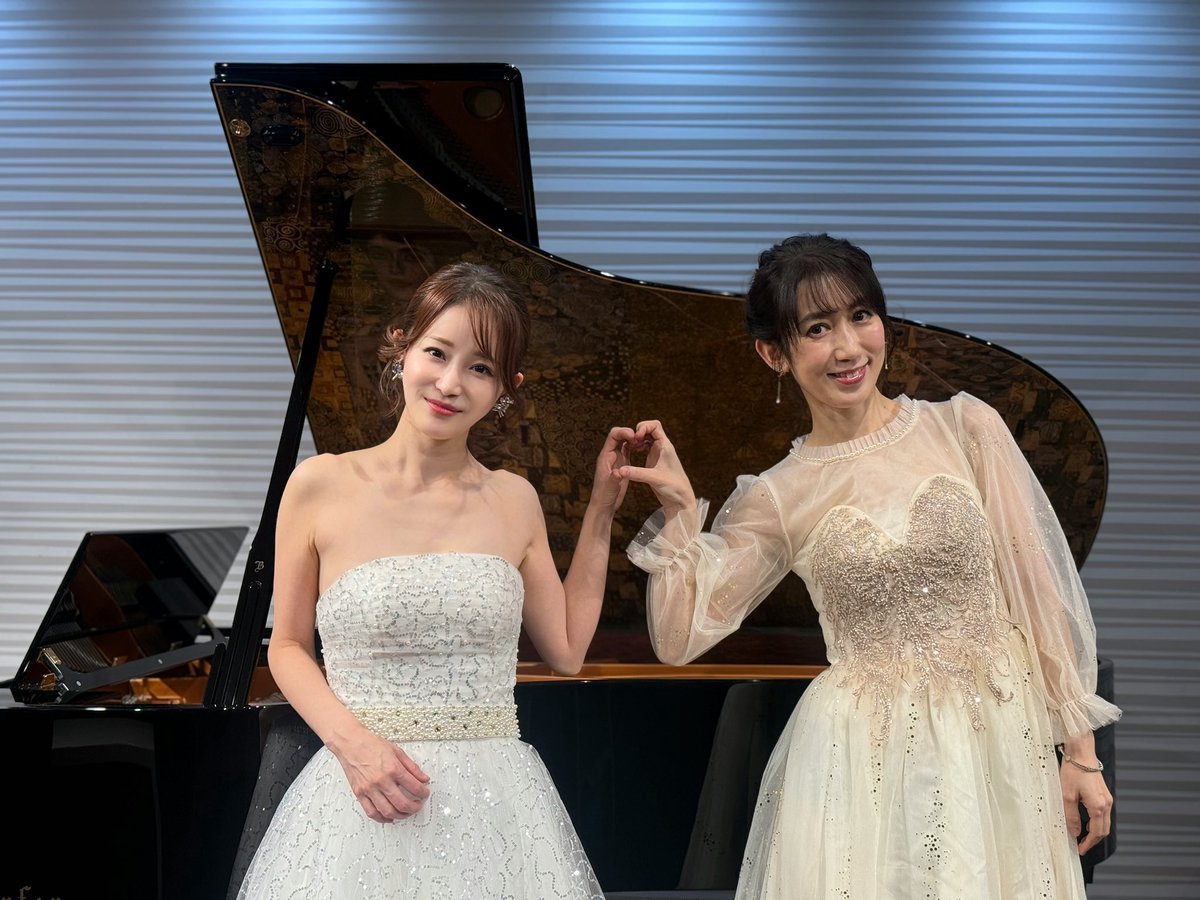 machi_okabe's tweet photo. クリスマスライブwithストラディバリウス2026、本当にありがとうございました🎄ケイブリヤックは素晴らしく反応の早い楽器で、仲良くなれるスピードも早かった気がします！めちゃ楽しかった〜！Keikoちゃんは本日も素晴らしく、聴き惚れて何度か入るのを忘れてしまいそうでした🥹
また必ず開催します🥰 https://t.co/Yd262Hc9hb