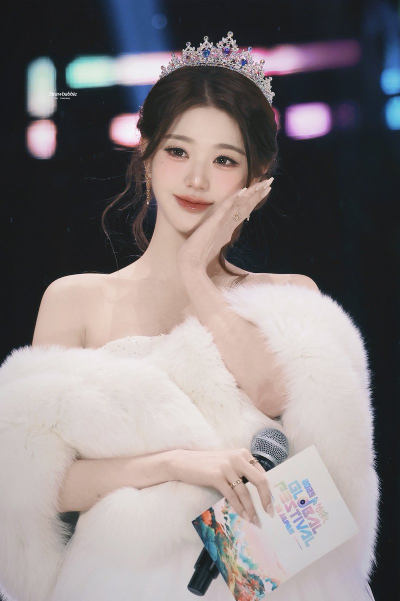𝑺𝒕𝒓𝒂𝒘𝒃𝒂𝒃𝒃𝒊𝒆🍓 tweet media