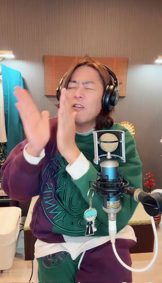 かっちです(´◡` )♩ ダイチ大佐 さん @daichi1978 #TiktokLive はじめました🎶 公式