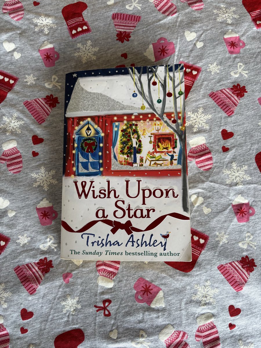 Sharon87463880's tweet photo. @bertsbooks A Christmassy read for me ‘Wish Upon a Star’ by Trisha Ashley https://t.co/v6oGfYBR7T
