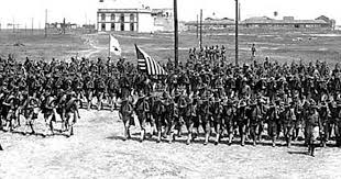 LectorHistoria's tweet image. En 1914 el imperio tomó Veracruz y bloqueó Tampico para ayudar a derrocar a un tirano (causal, empujado por el embajador del Imperio) llegado al poder mediante cuartelazo y magnicidio, y que en su primera semana en el poder ordenó el asesinato de 300 cuadros.
Los líderes de la