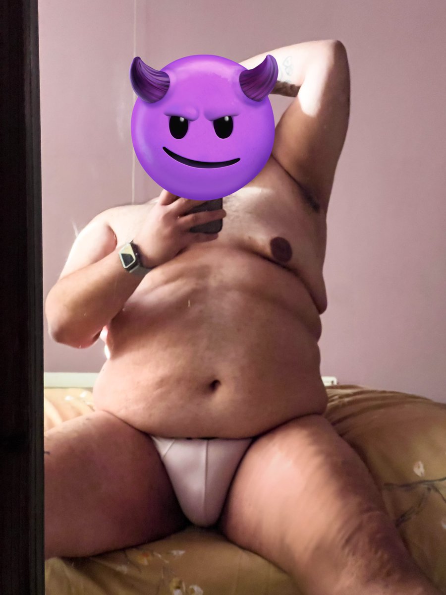 _Mixedboy_'s tweet photo. Feeling some kind of way today. Who’s helping out? 😈 https://t.co/Q1rkJfidZN