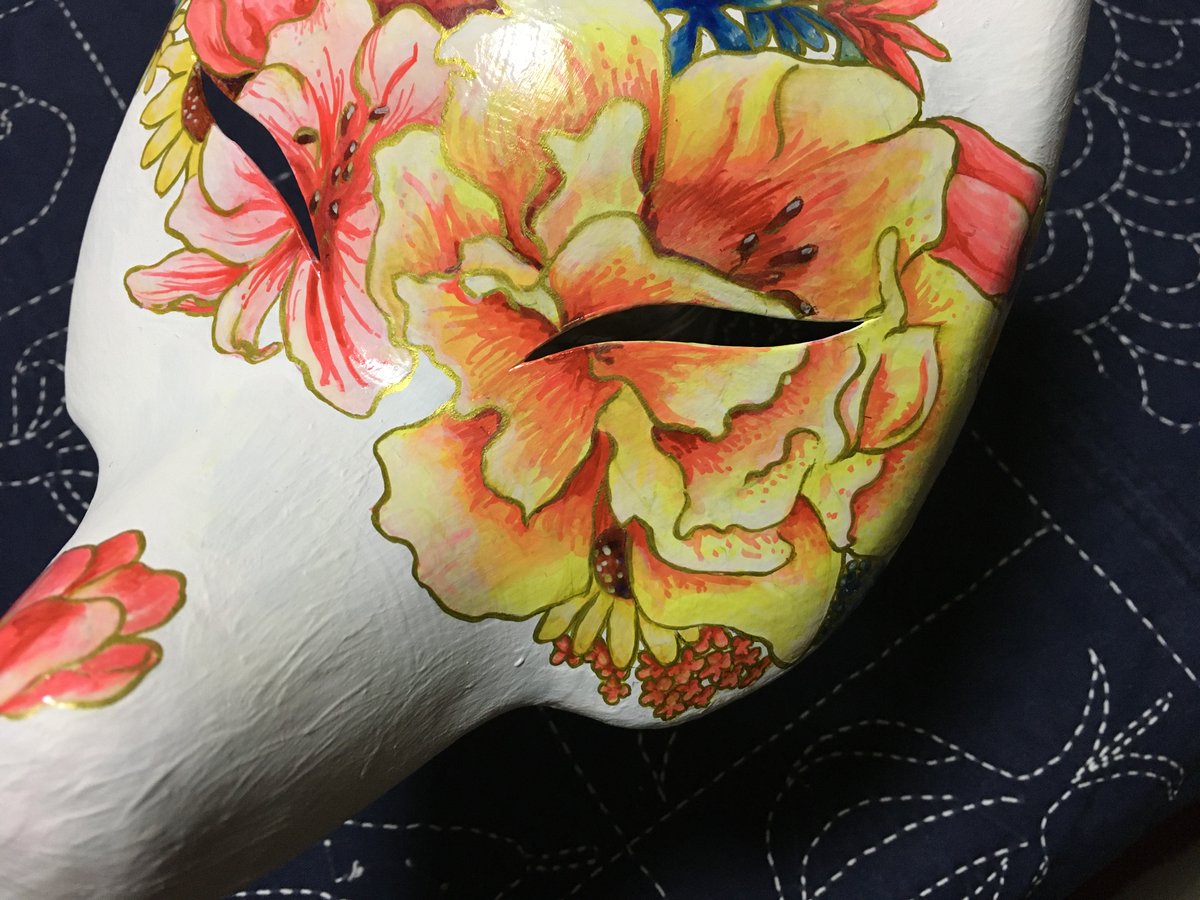 muarbon's tweet photo. 2025年12月13日2
金色で輪郭をとり、グロスバーニッシュで光沢をつけて完成です。
#きつね
#お面 https://t.co/IW3gJIt7Pk