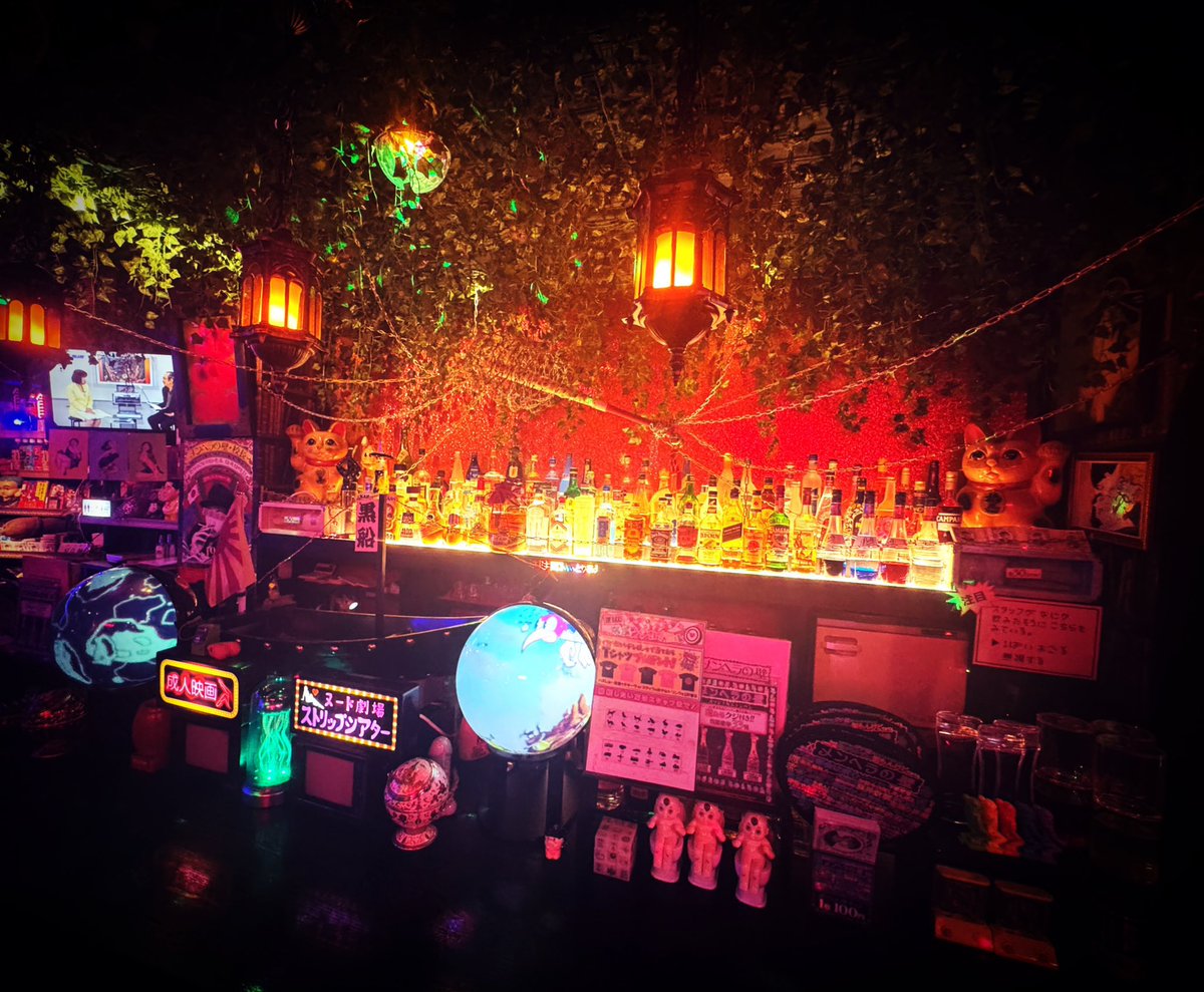 loki_menkabe's tweet photo. 【アルバイト求人】

🍷メンヘラの壁・大阪本店(BAR)🍷
・20歳以上(男女)
・派手髪ピアスOK
・週1からOK

🦄魔法企画(アパレル)🦄
・18歳以上(女)
・派手髪ピアスOK
・週1からOK

👻絶望の壁(怪談ご飯BAR)👻
・20歳以上(男女)
・週1からOK
・ホラーオカルト好き大歓迎

※気軽にDMお待ちしてます。 https://t.co/h4zV8grfe8