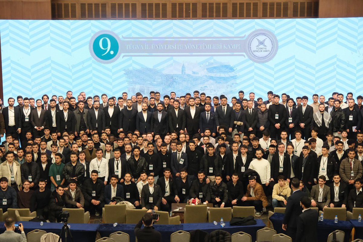 📍Kızılcahamam

Türkiye’nin doğusundan batısına, kuzeyinden güneyine
1️⃣5️⃣0️⃣0️⃣ üniversiteli kardeşimizle kampüslerin sesi burada! 💪
İşte TÜGVA Üniversite Gençliği 🙌