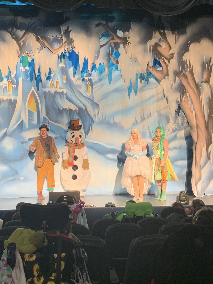 Sunflowerslocal's tweet photo. The Snow Queen is in the building! 

We hope all the families enjoy the Panto and have a great afternoon! https://t.co/A0ZyKWDL8u