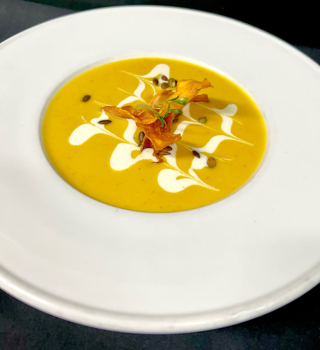 Lake House Dining tweet media