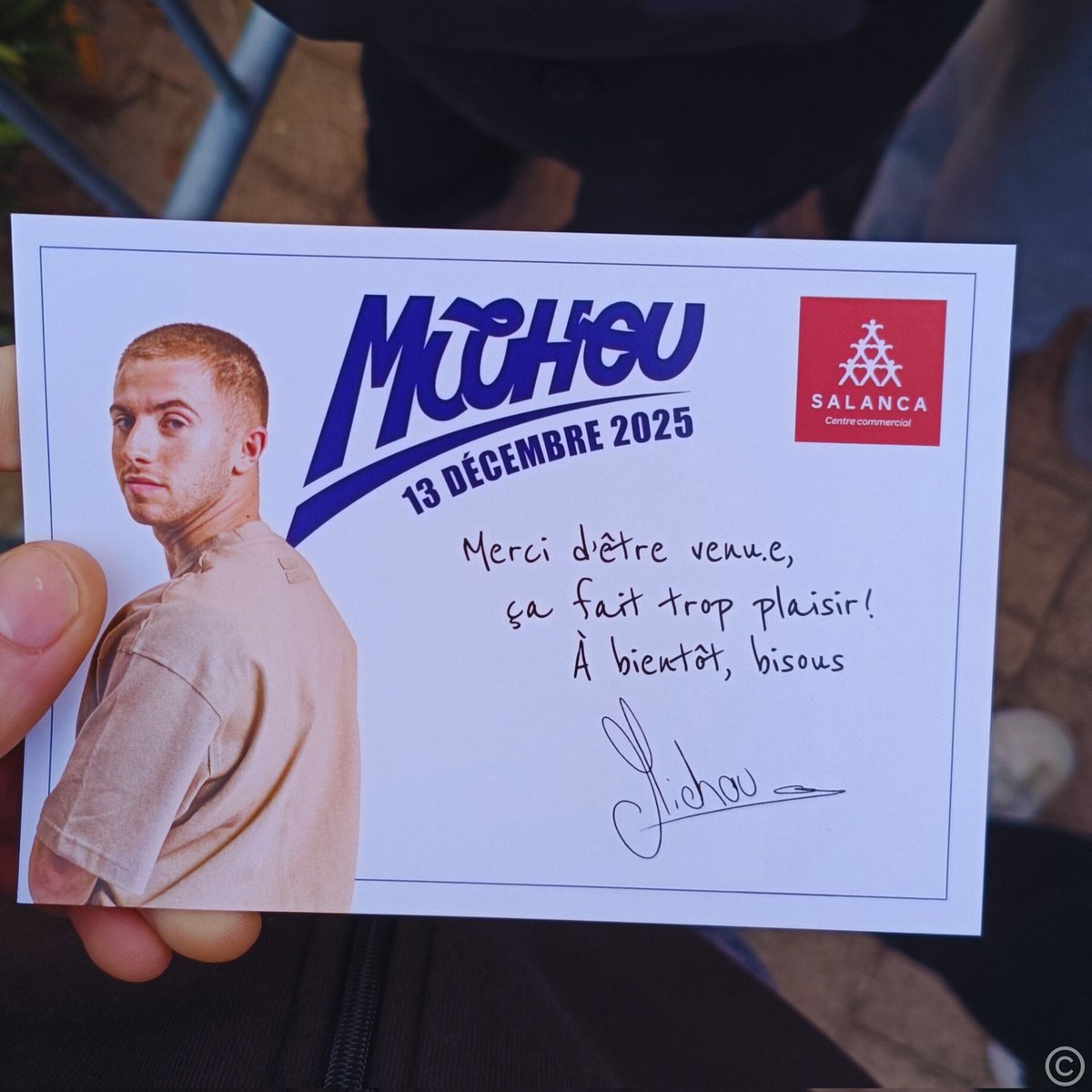 maelpapillon's tweet photo. 📸 Rencontre avec Michou – Samedi 13 décembre 2025

Ce samedi, Michou était présent au centre commercial de Claira (près de Perpignan) pour une séance photo et dédicace.
Il a été super bien accueilli, et j’étais vraiment trop content de pouvoir le rencontrer en vrai officiellement ! Petit détail sympa : on fait quasiment la même taille 😄

Après une longue file d’attente, j’ai eu la chance de repartir avec une photo souvenir. Une vidéo arrivera très prochainement sur ma chaîne YouTube, restez connectés 👀🎥

Un immense merci à toutes les équipes de protection, de sécurité, aux vigiles et à la gendarmerie pour leur présence et pour nous avoir protégés tout au long de l’événement.

Merci à toi Michou d’avoir fait le déplacement jusqu’à Perpignan et d’avoir découvert le pays catalan 🇫🇷❤️
On espère te revoir très vite ici… et pourquoi pas avec d’autres influenceurs 👀 (Inoxtag, on t’attend 😄).

Et qui sait… un restaurant Mealy à Perpignan, ce serait un rêve 🤞✨
Encore merci pour cette rencontre, hâte de te revoir très bientôt !