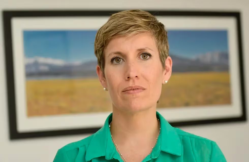 #AHORA | Jimena Latorre, Ministra de Energía y Ambiente de Mendoza: “Lo que tiene que redefinir lo que hay que cambiarle a la ley de glaciares, son las competencias para definir si podemos trabajar en el periglaciar”

📻 Escúchala por la1420.com