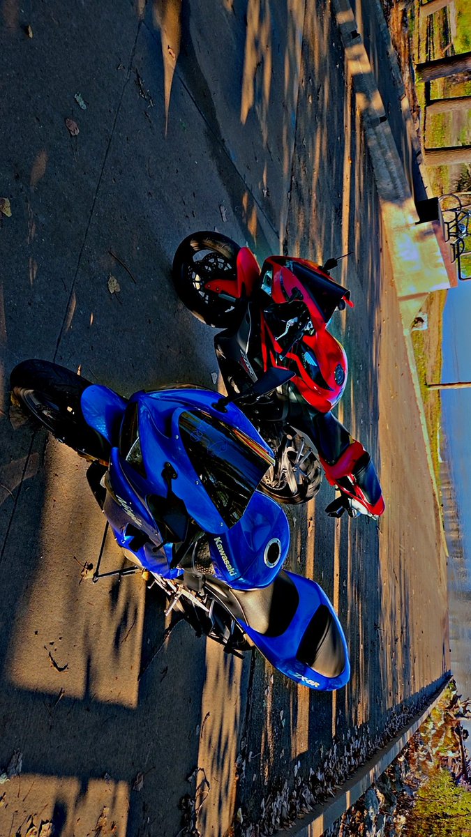 ArmyYager's tweet photo. Next riding season can't get here fast enough...#riding #kawasaki #zx6r https://t.co/bBEJjbVPjY