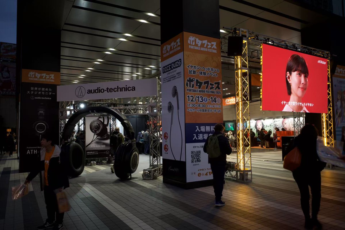 Eddie4649 tweet media