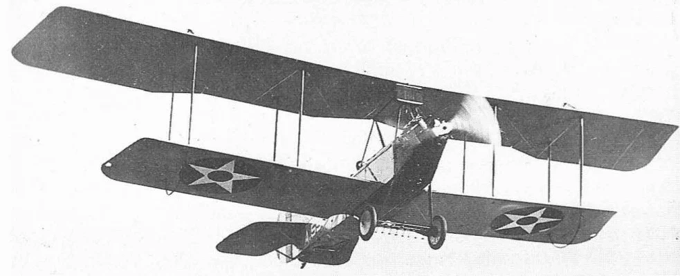 sentandoapua's tweet photo. Aeronave de treinamento Aeromarine 39-B, da US Navy, pousando no USS Langley, 1922
#aviação #militar #historia #WWII #treinamento #USNavy #39B https://t.co/sAoAhkPHWz