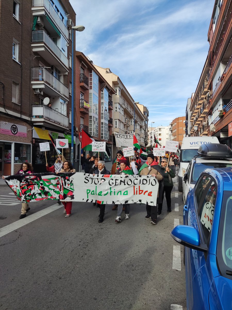 Palestina Libre 🇵🇸
Hoy hemos estado en la marcha de Madrid Sur con Palestina denunciando el Genocidio en Palestina. Porque el acuerdo de Trump no es un acuerdo de Paz, es continuar con la ocupación ilegal de Palestina por la entidad sionista.