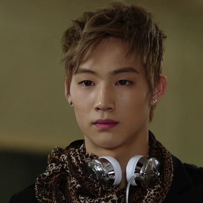 sowoncnvs's tweet image. my kdrama crush                      my kpop crush