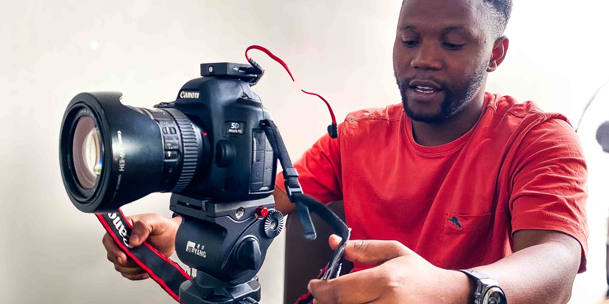 InspirePRAgency's tweet photo. Meet Fabrice!

Usually, the man behind the camera… today, we turned it on him.

Caught him mid-hustle, no warning, no permission,  just vibes. Always a pleasure creating magic with you, Fabrice.

#Inspire
#BetterTogether https://t.co/nfuadBRTQ2